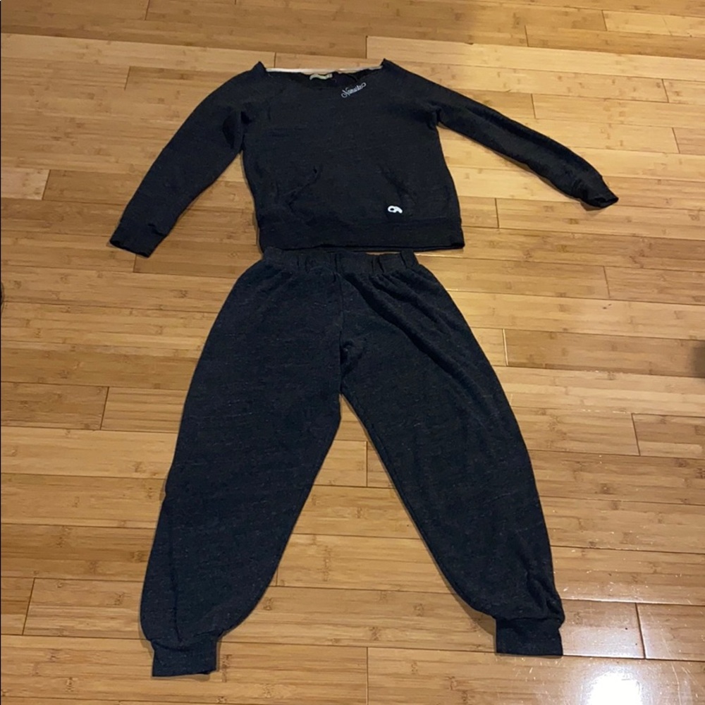 Spiritual Gangster Sweatpants AlternativeEarth Top